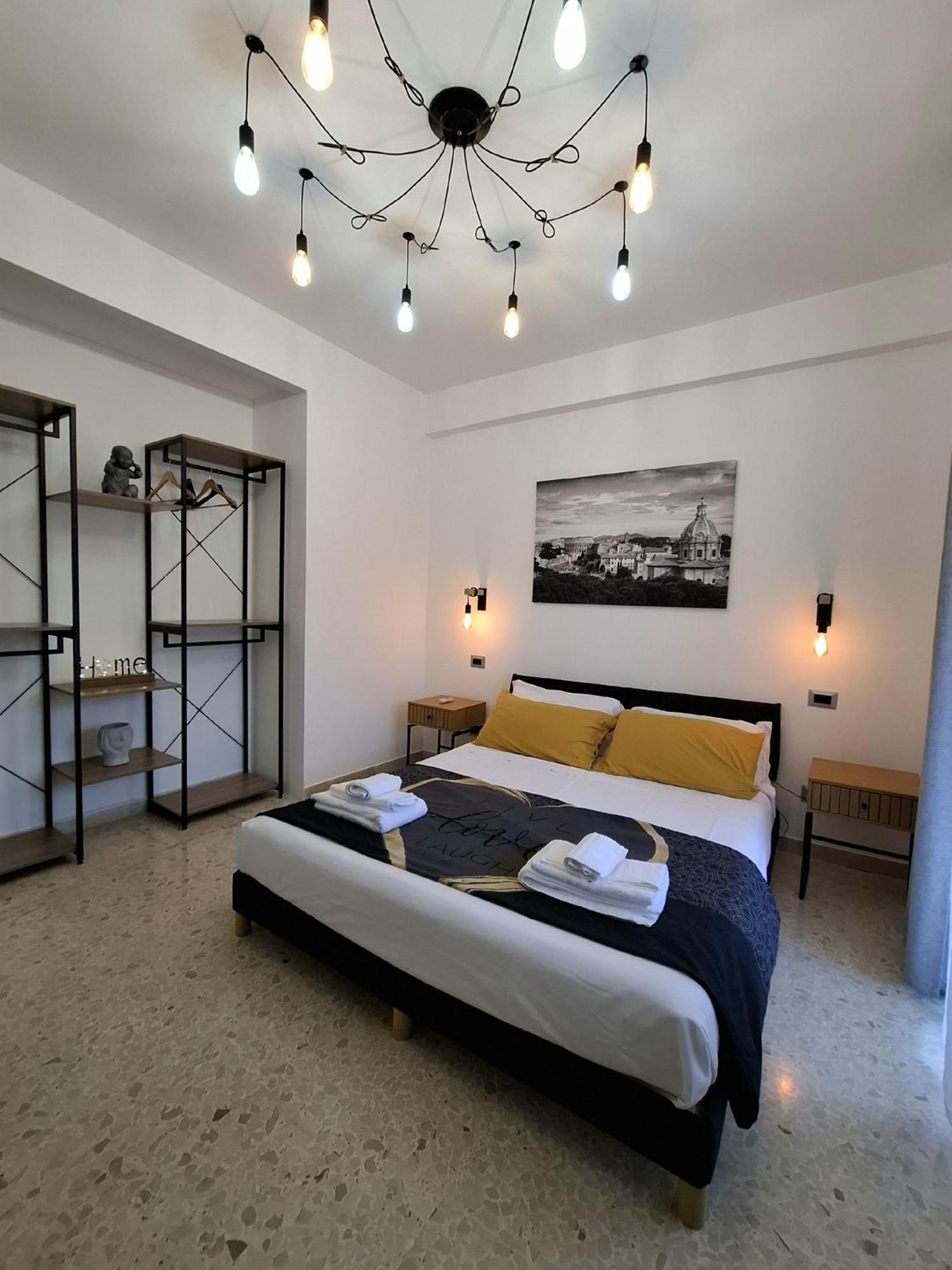 Lumina Apartment Rom